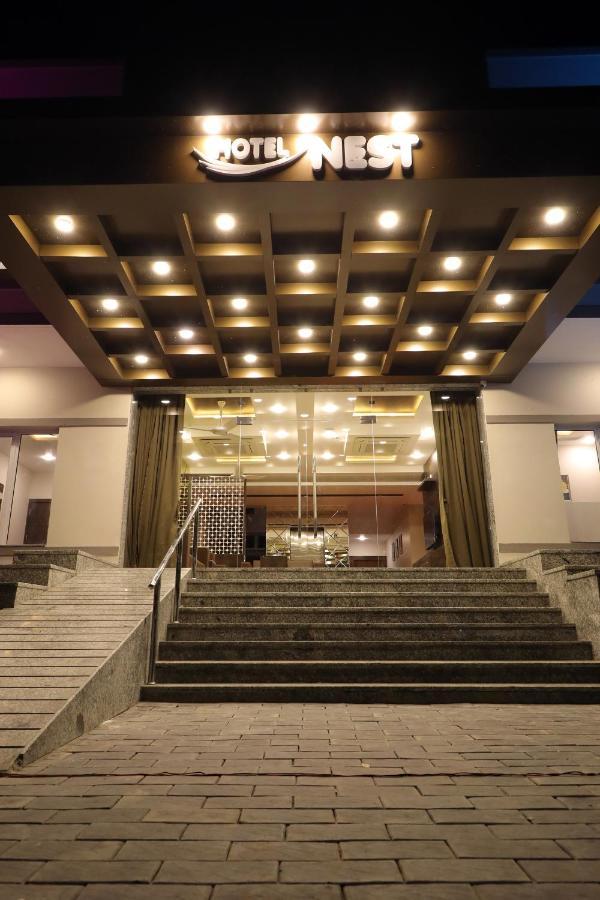Hotel Nest ภุช ภายนอก รูปภาพ